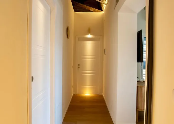 Vatican Frames Boutique St Peter's View 4*