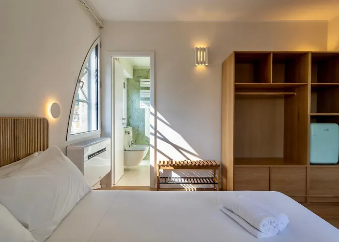 Vatican Frames Boutique St Peter's View 4*